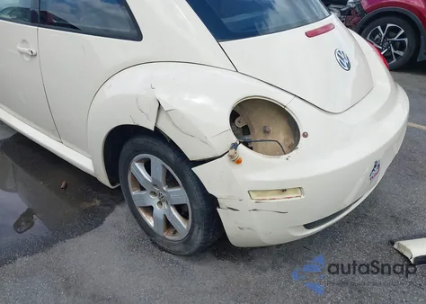 2007 Volkswagen New Beetle 2.5 z USA, uszkodzony, nr VIN 3VWRW31C27M511441